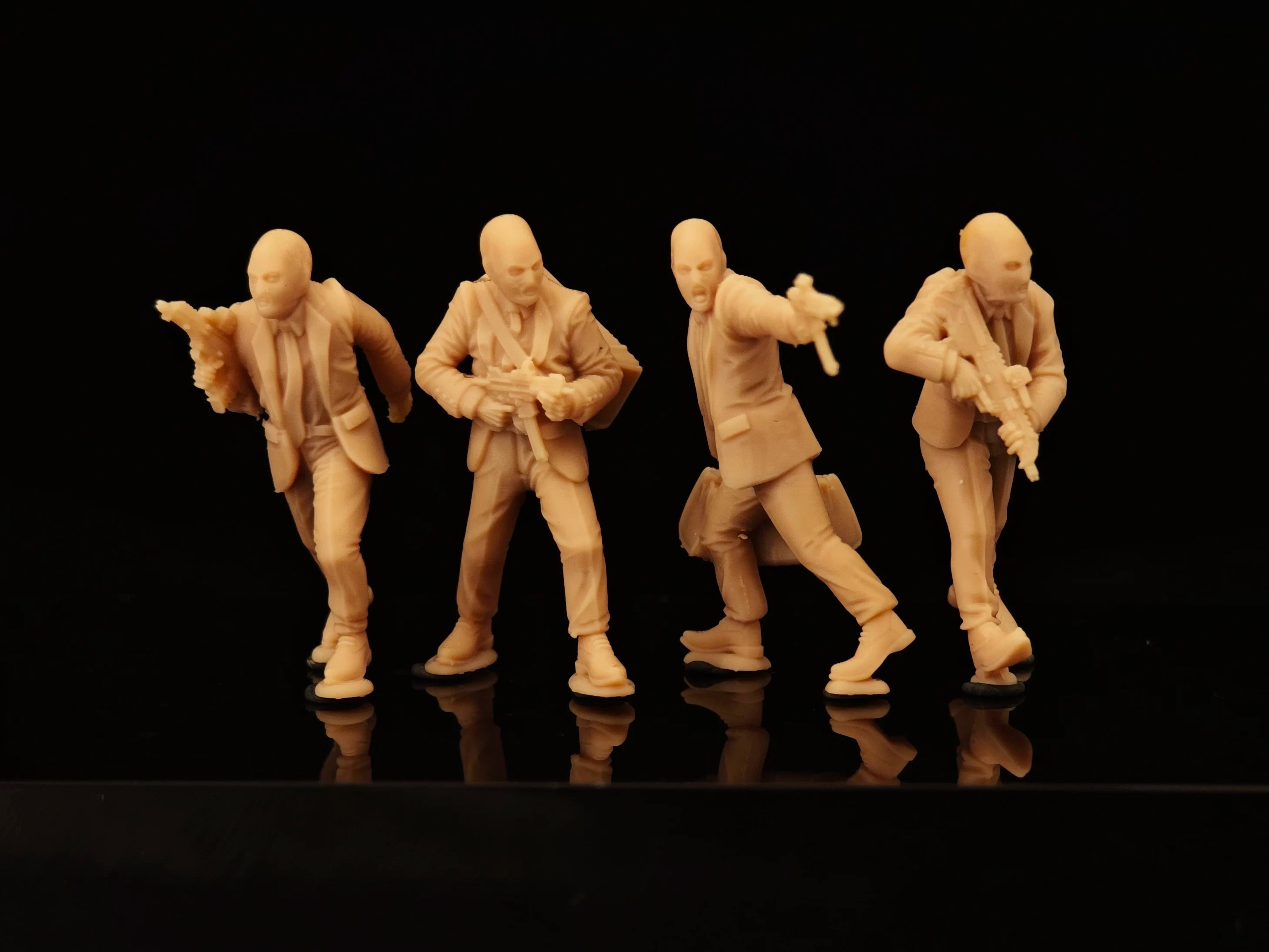 Modern robbers four-man team White Model LSSNO220 1/35/48/64/72/87/100/144