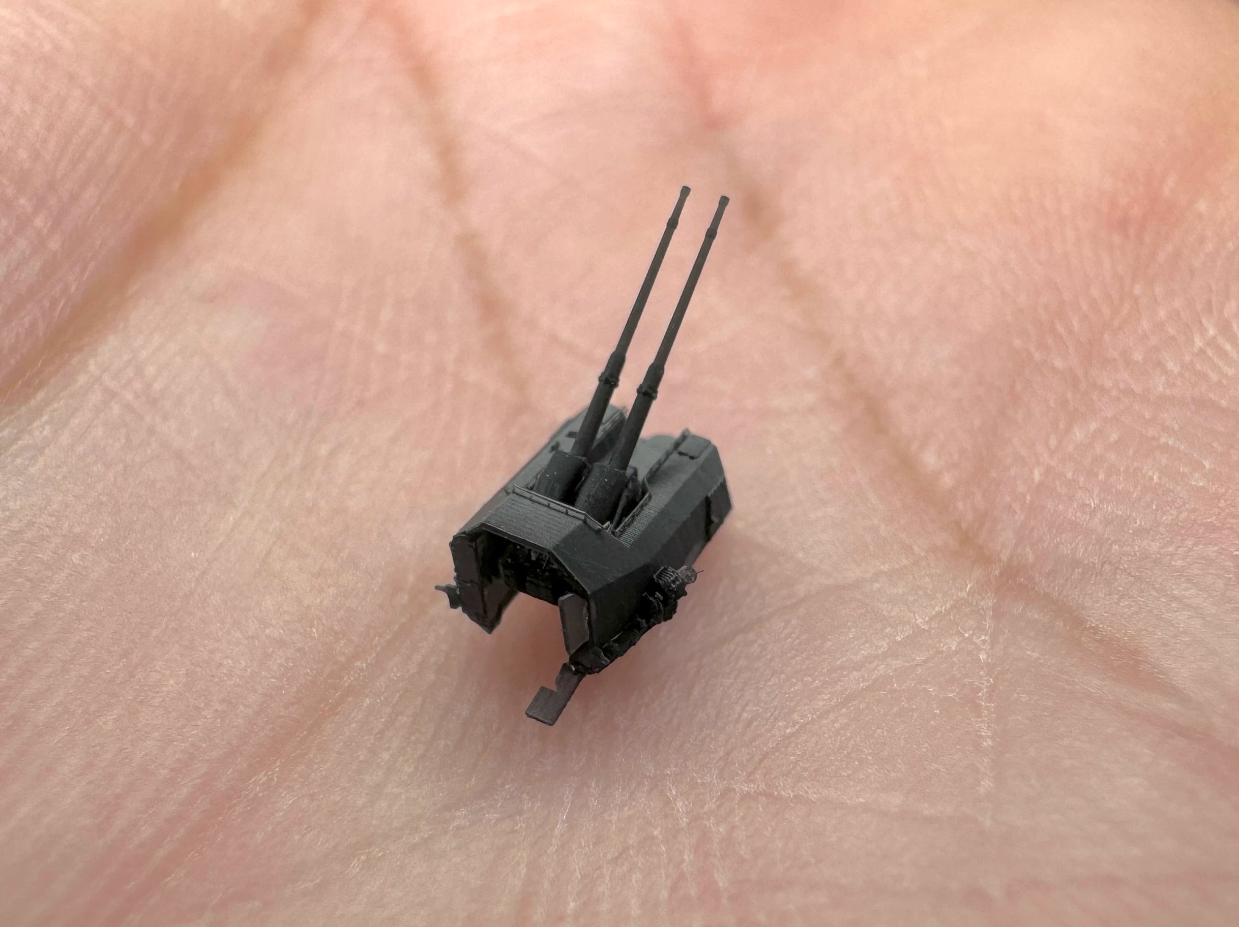 SSMODEL G700002 700 scale German 105mm SK C33 LC/37 double mount