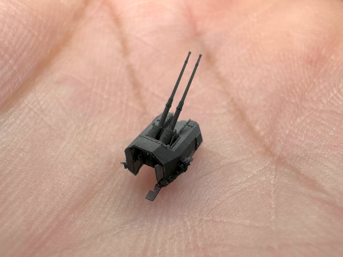 SSMODEL G700002 700 scale German 105mm SK C33 LC/37 double mount — detail view 5