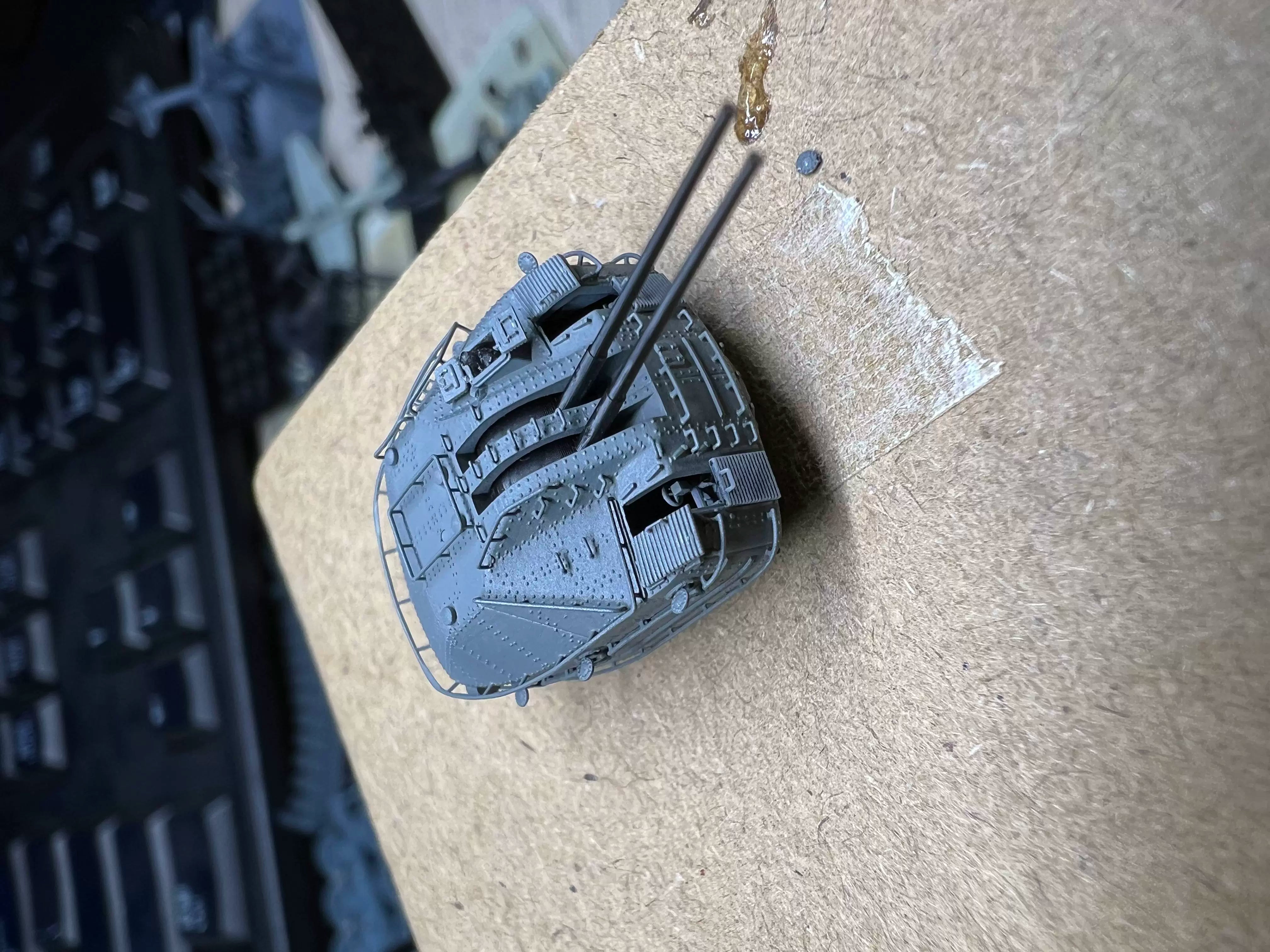 SSMODEL R350018   1/350Scale Type 98 100mm anti-aircraft gun