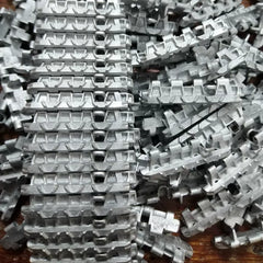 SSMODEL 002C is equipped with a 1/32 FOV assault tiger MP new early tiger metal track