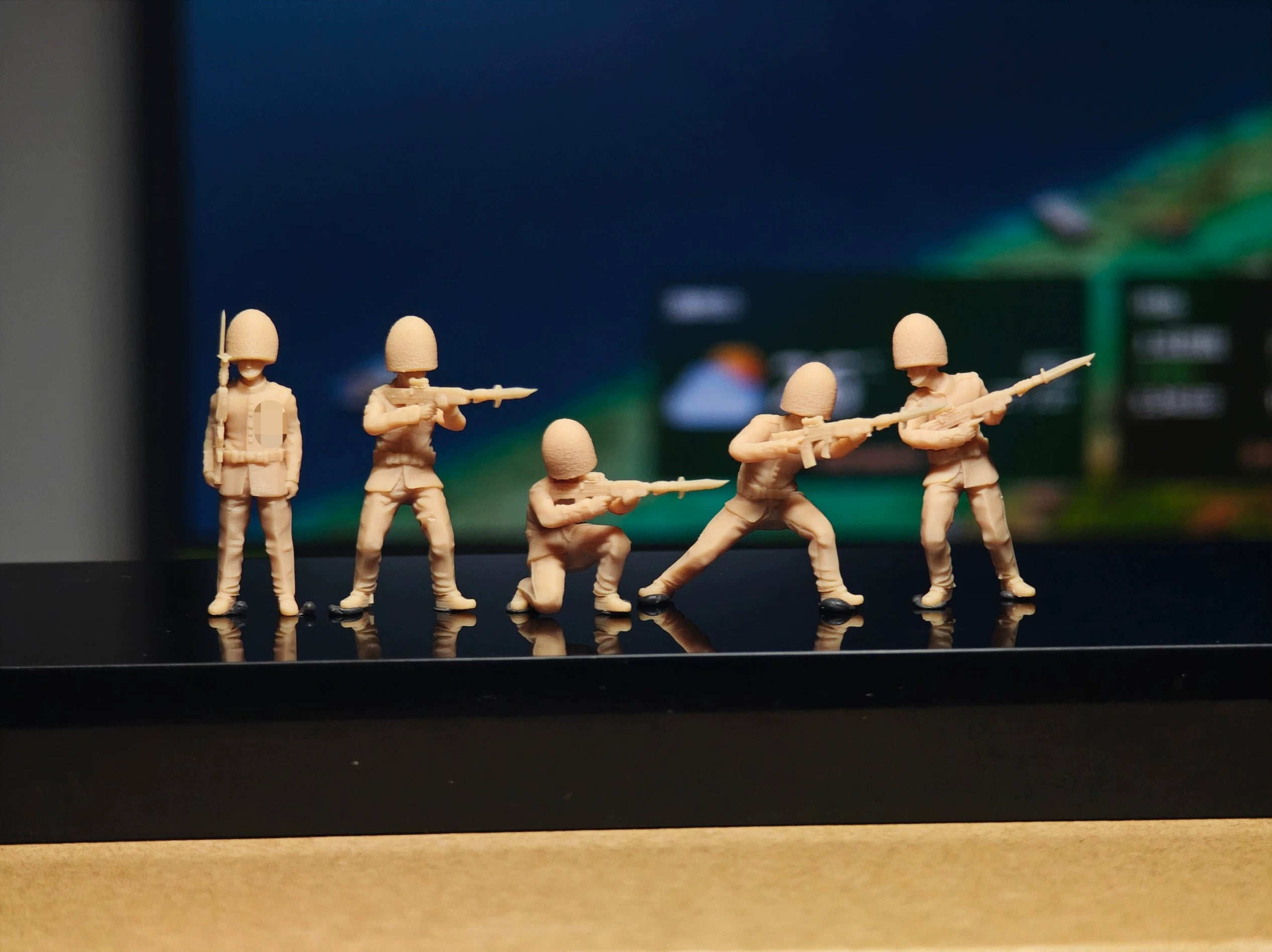 Modern British Guards (5-man group) LSSNO178 1/35/48/64/72/87/100/144