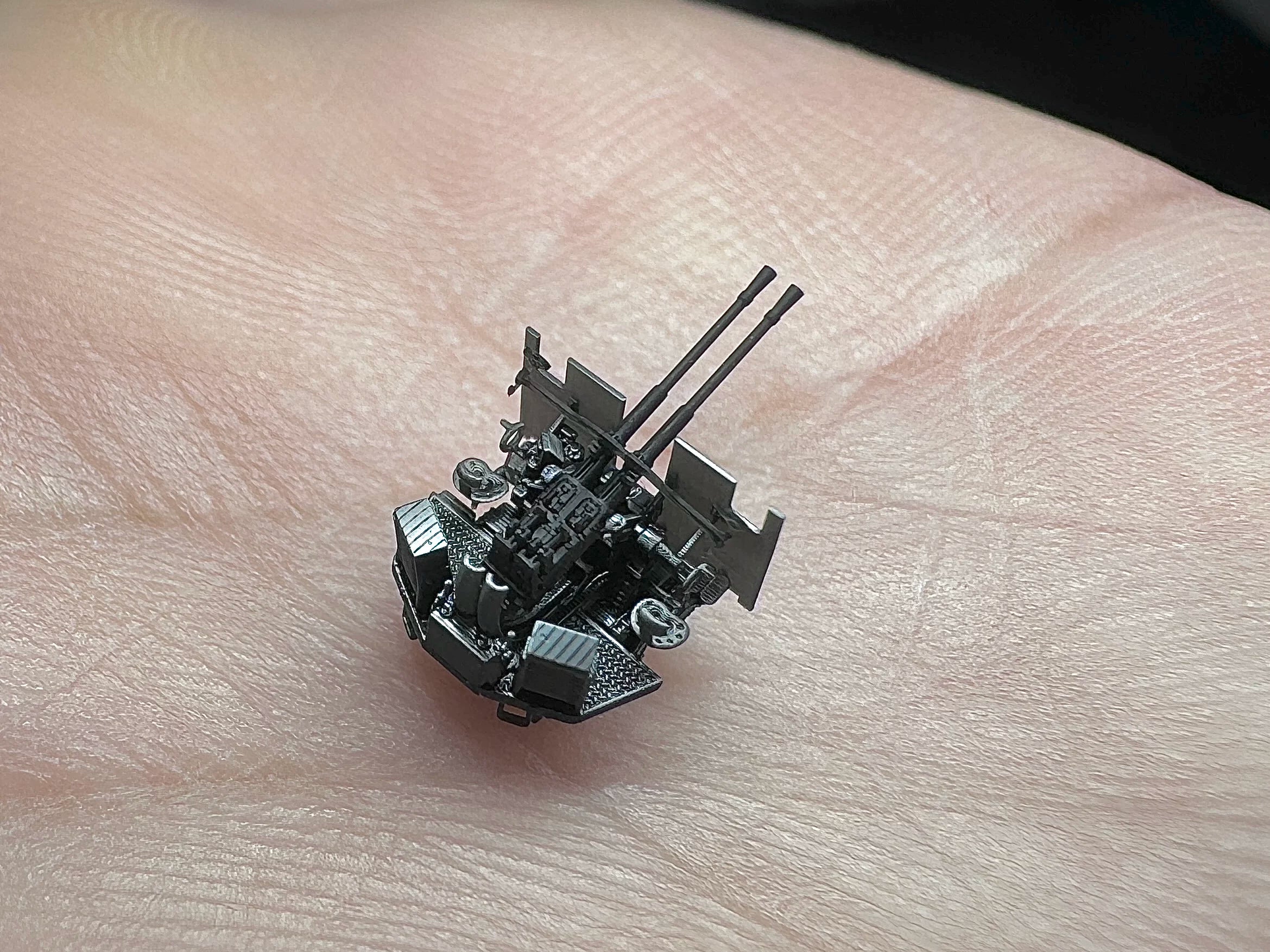 SSMODEL R350061   1/350Proportional Type 5 40mm cannon imitation Bofors angle adjustable