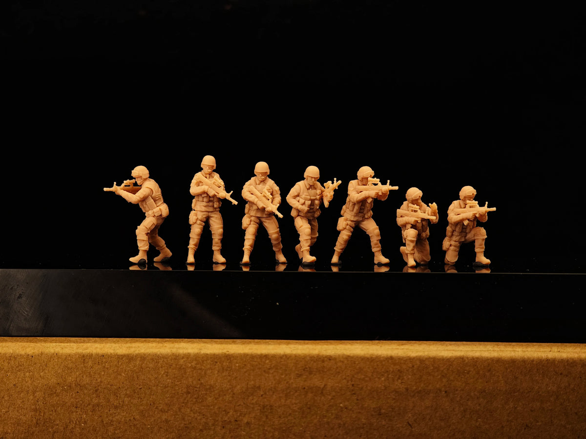 Modern PLA Type 95 infantryman (7 figures) LSSNO252 1/35/48/64/72/87/100/144