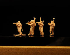 Five Mao-style snow soldier figures LSSNO246 1/35/48/64/72/87/100/144