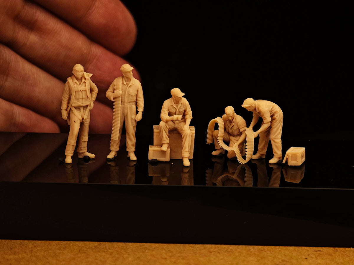 WWII US Air Force ground crew of 5  LSSNO310 1/35/48/64/72/87/100/144