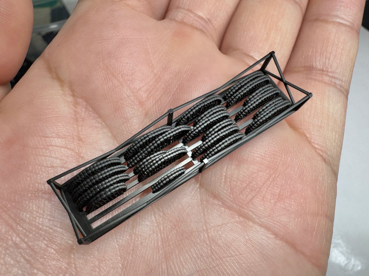 SSMODEL R350082 1/350 scale galloping platform sandbags — detail view 4