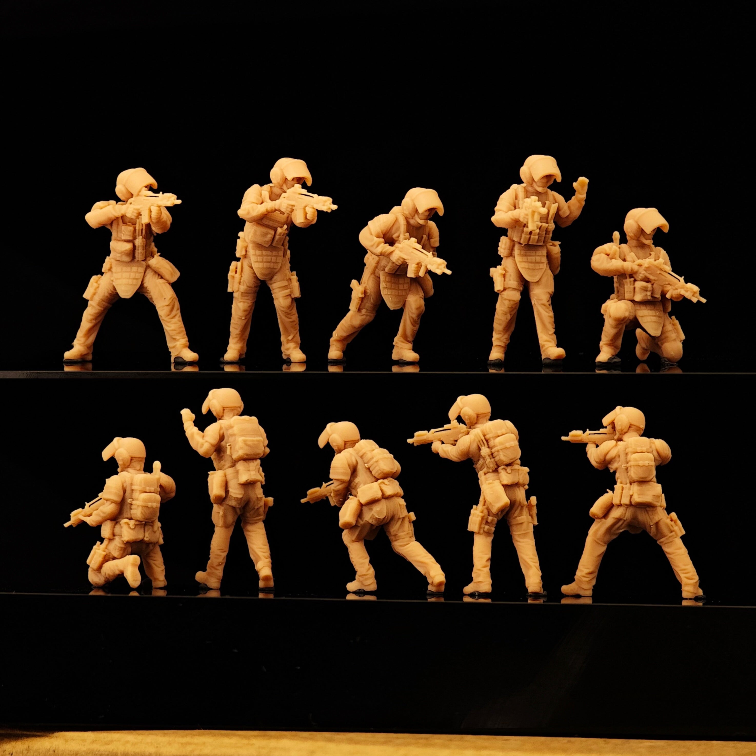 5 members of the German GSG9 special forces LSSNO250 1/35/48/64/72/87/100/144