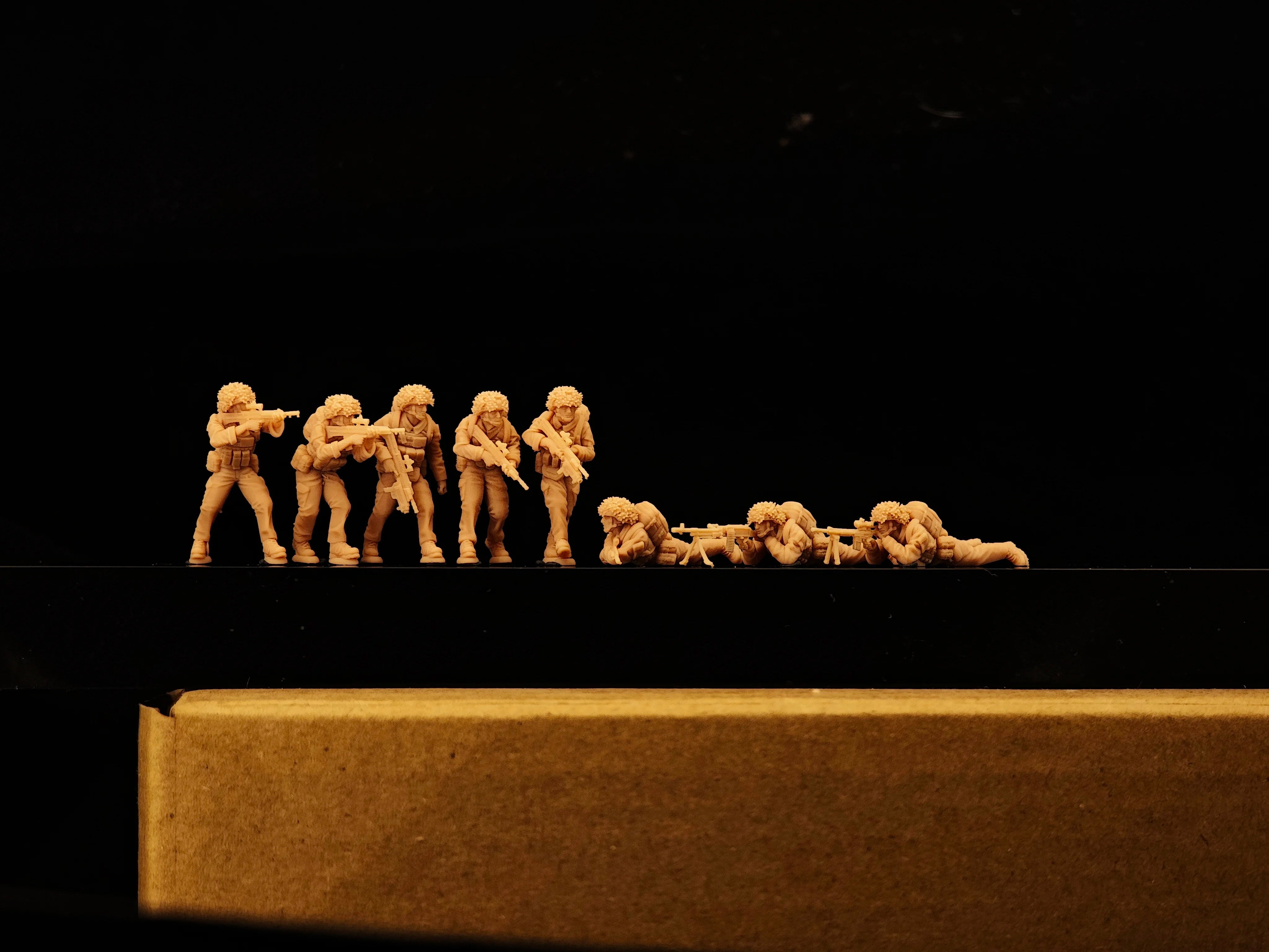 Modern British infantry ③ 8 men LSSNO259 1/35/48/64/72/87/100/144