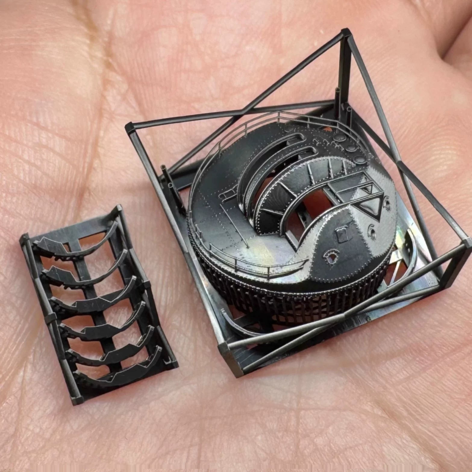 SSMODEL R350076   1/350 scale 127 gun A1 type 2