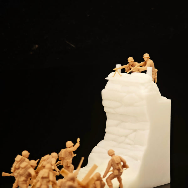12 people in the Normandy landings during World War II  LSSNO208 1/35/48/64/72/87/100/144