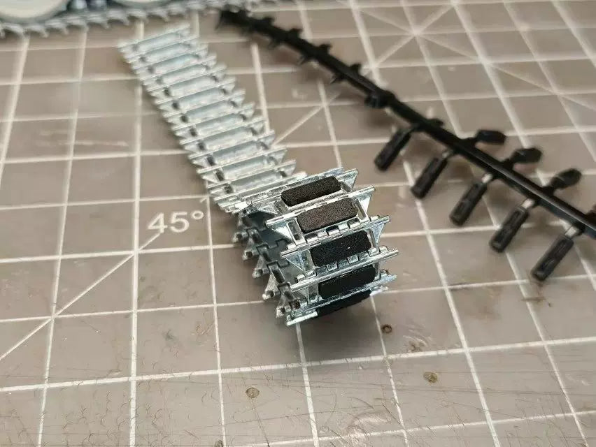 SSMODEL   35026 1/35 Chief Tank Hanging Glue Metal Track Model