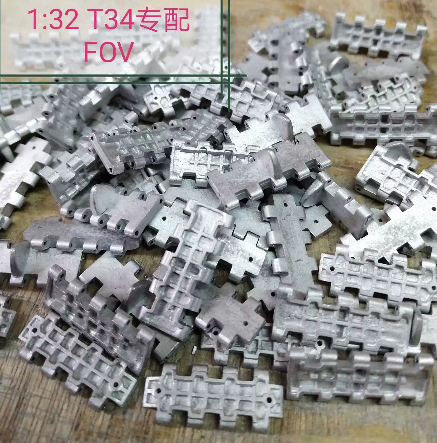 SSMODEL  32061B is equipped with FOVT34 tank model 1/32 metal tracks with pins
