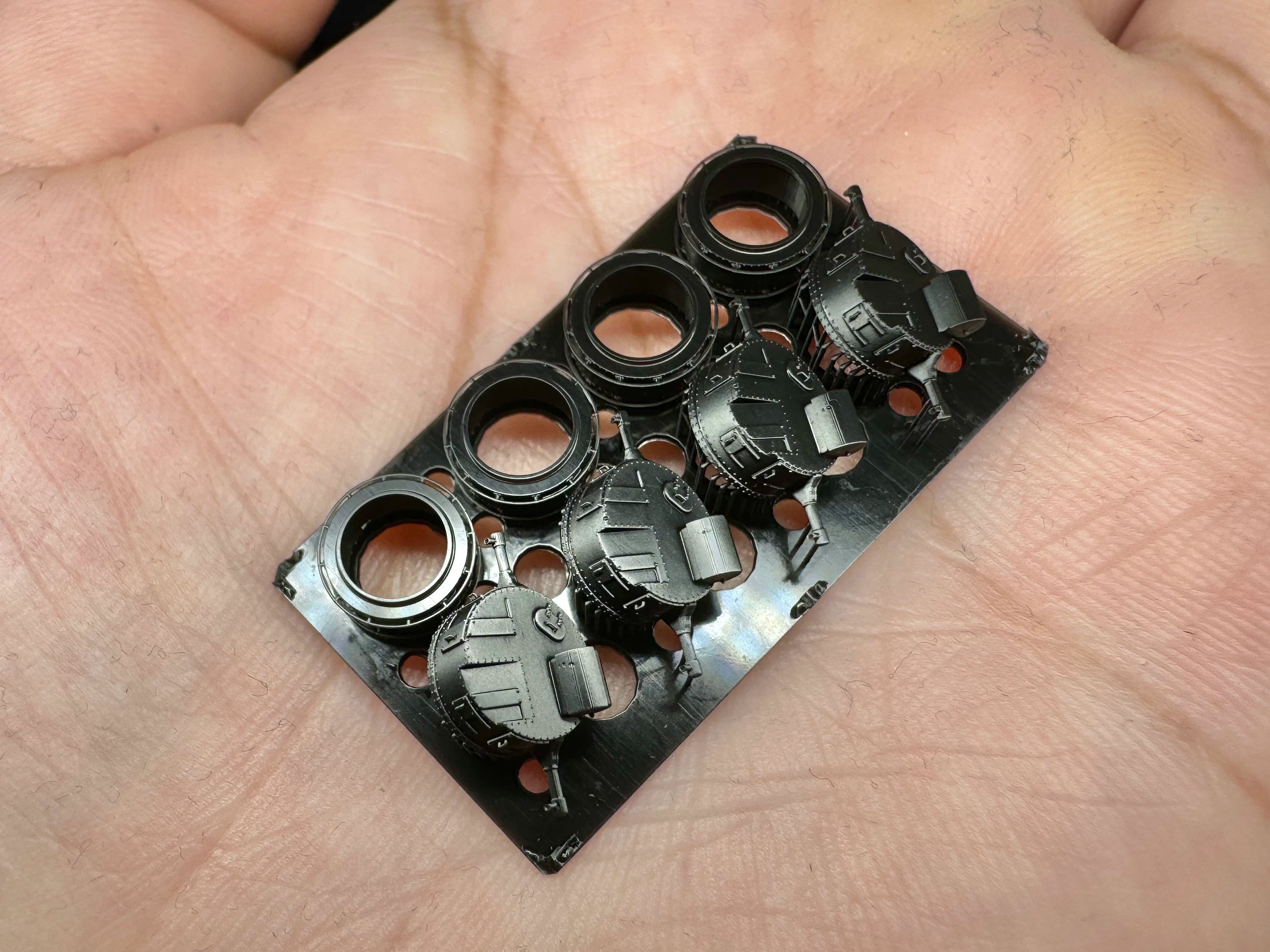 SSMODEL R350065   1/350 scale Jiusi fire control device