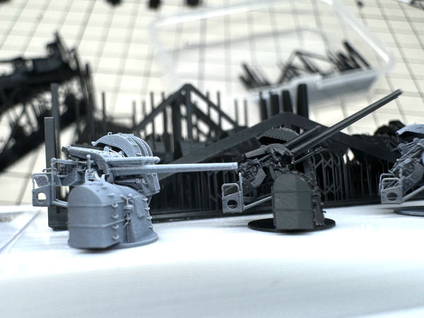 SSMODEL R350016   1/350Ratio 127mm gun late stage split three angle adjustments