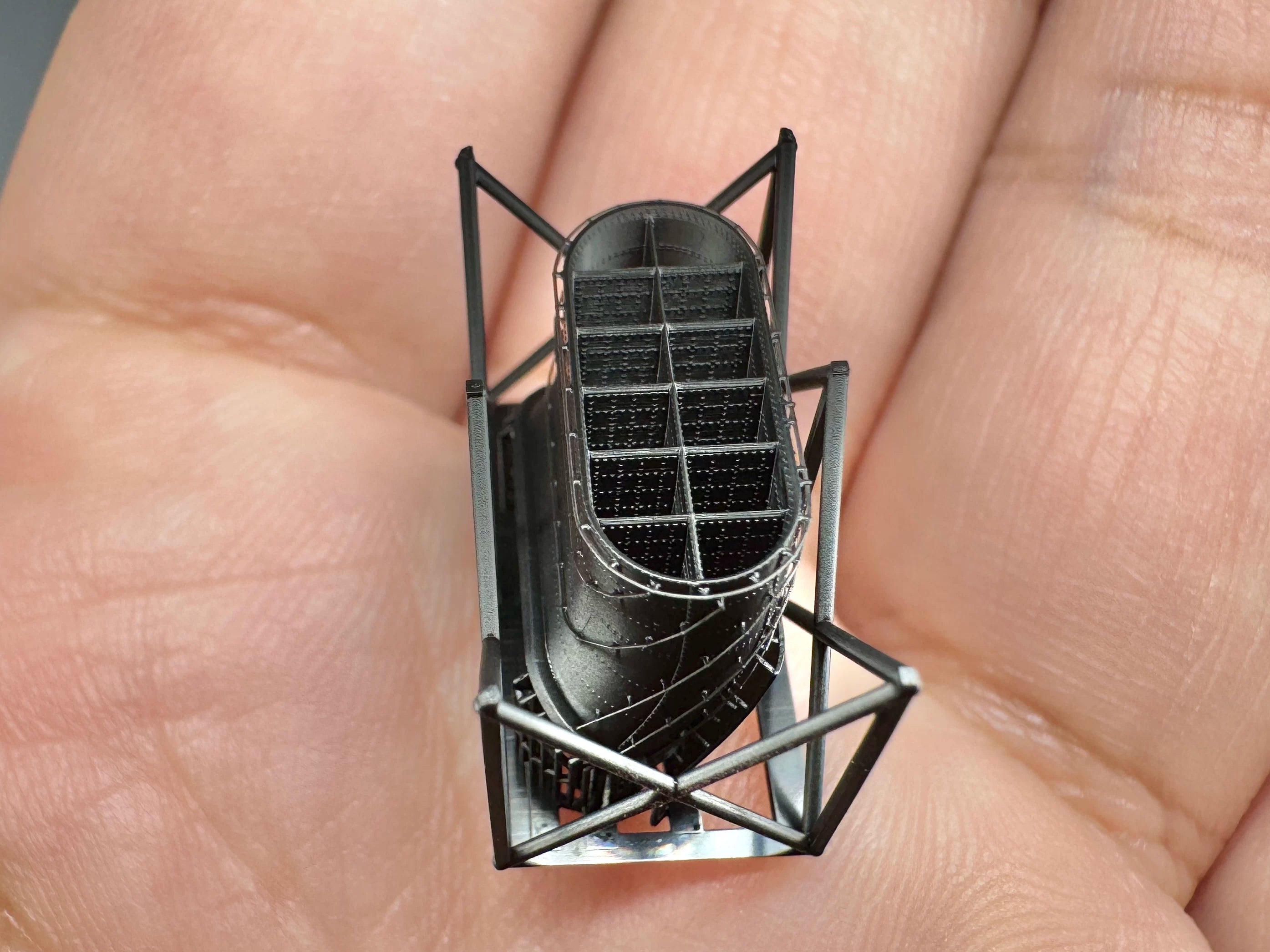 SSMODEL R700070   1/700Proportions home and chimney