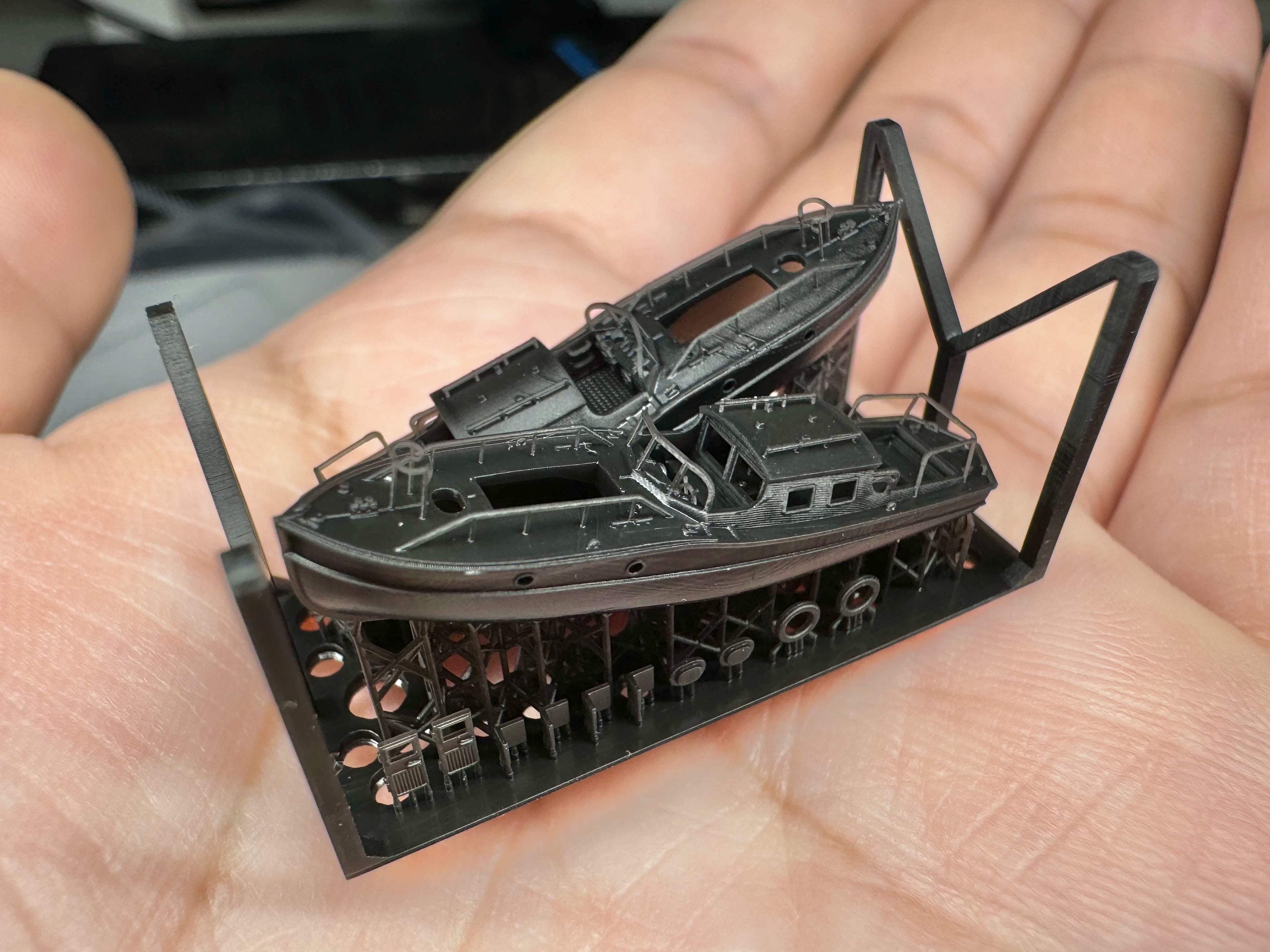 SSMODEL G350032   350 scale German Admiral Boat A