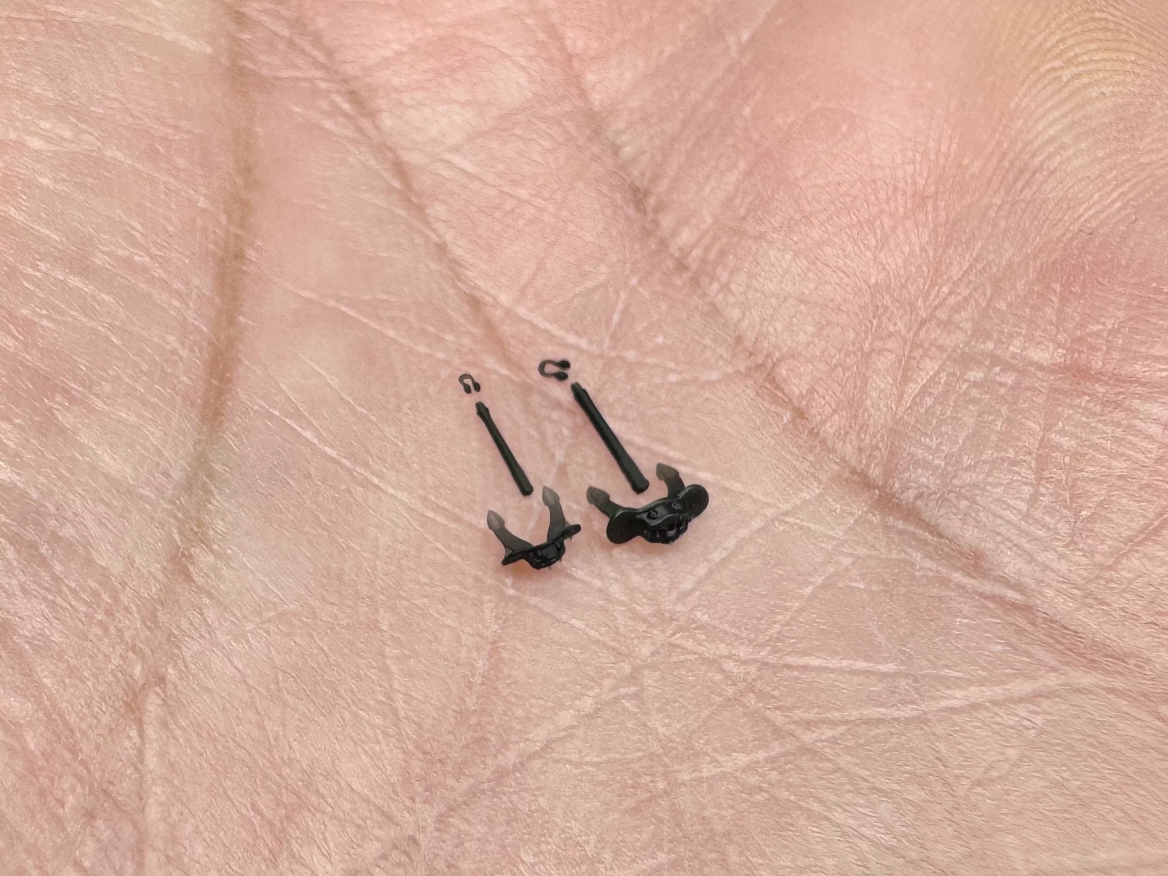 SSMODEL G700026   700 scale German Navy warship anchors in two sizes