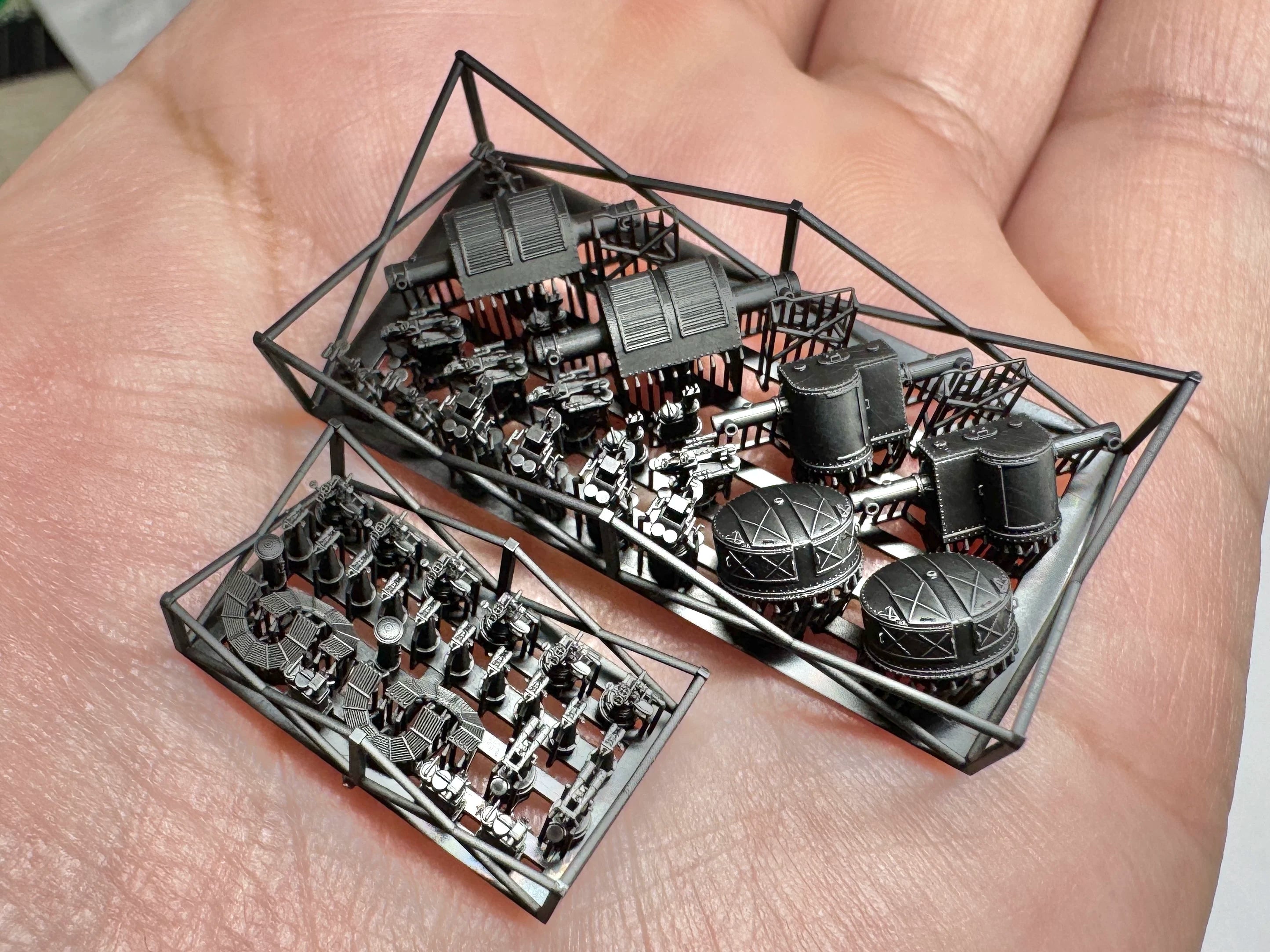 SSMODEL R350083  1/350 scale Eat orange fire control observation module
