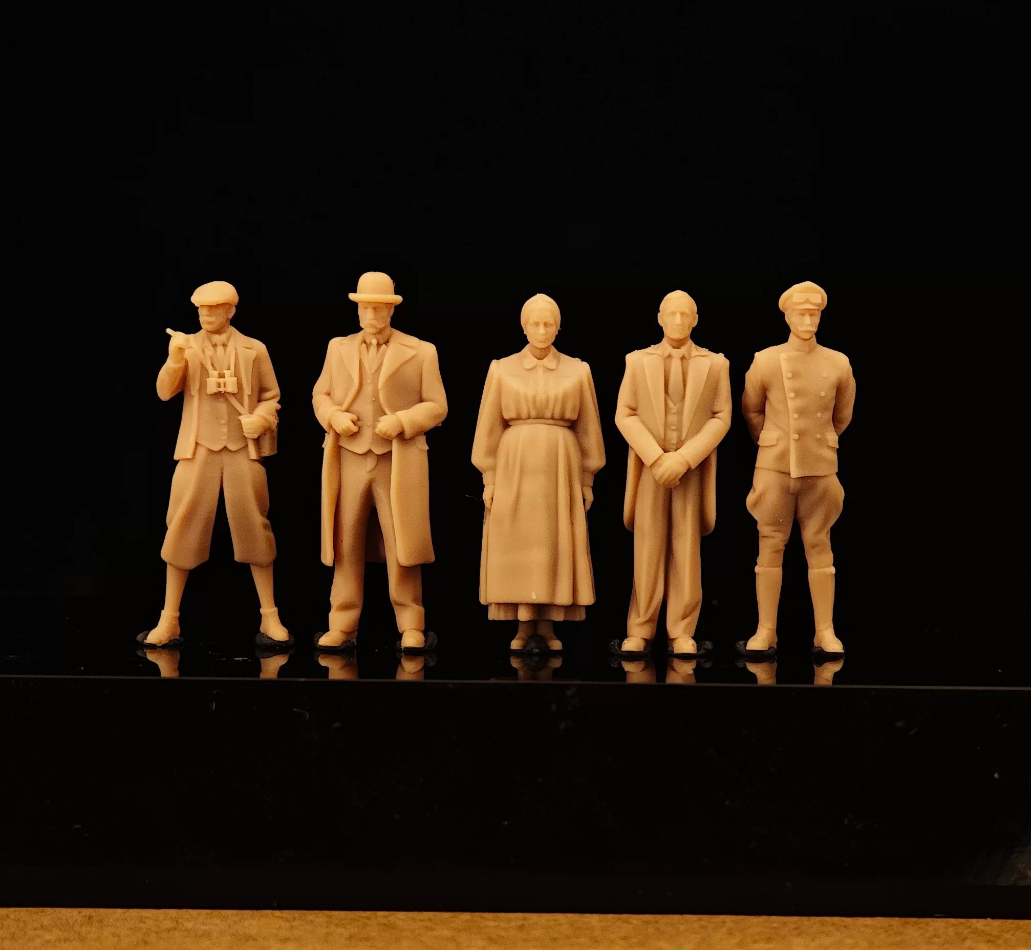 Miniature Model World War II European Civilian 9-Person Small Soldier White Model LSSNO240 1/35/48/64/72/87/100/144