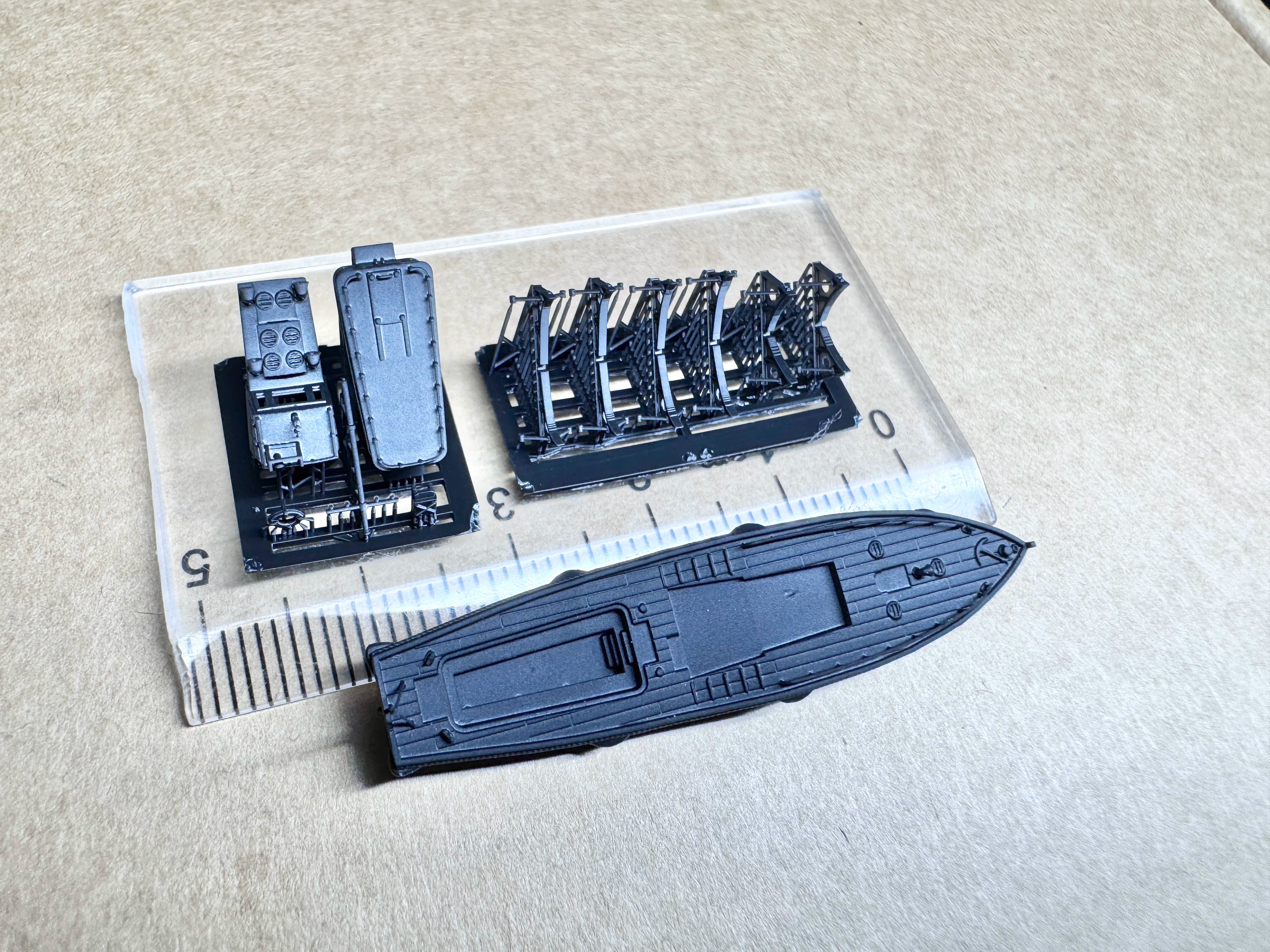 SSMODEL R350036  1/350Proportion Cargo boat within 15 meters Long pipe boat