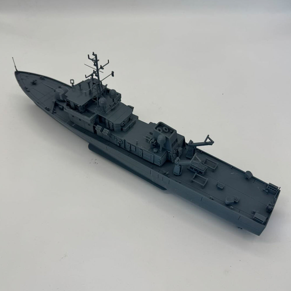 RHWS009S Greet Britannia Peacock Class Submarine Chaser LÉ Orla P41 Full Hull