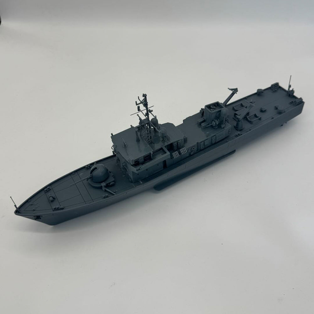 RHWS009S Greet Britannia Peacock Class Submarine Chaser LÉ Orla P41 Full Hull