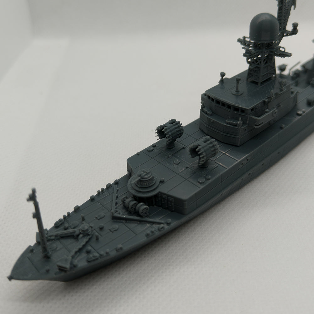 SSMODEL 625  Military Model Kit Soviet 1331M Small Anti-Submarine Vessel(Bottomless Version)