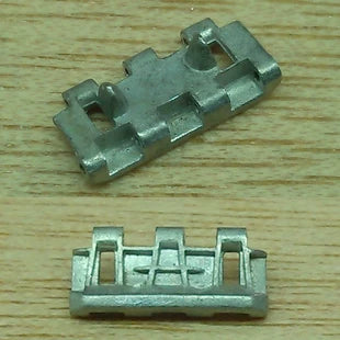 SSMODEL  35177 French AMX13 tank model 1/35 metal tracks with dowels — detail view 2