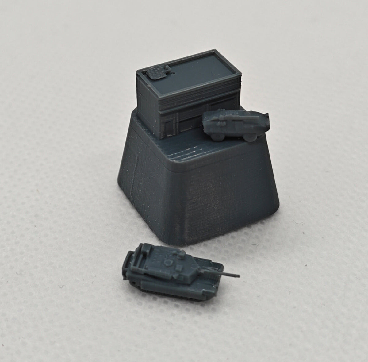 Yao's Studio YP  1/-  Creative Mechanical Keyboard Keycap (Single)  Unique Garage Tank Scene Keycap Main image