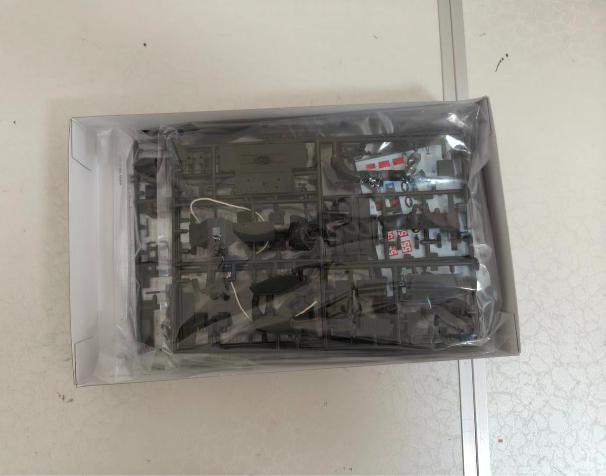 Tamiya 35175 1/35 Model Kit British Universal Carrier Mk.II European Campaign — detail view 4