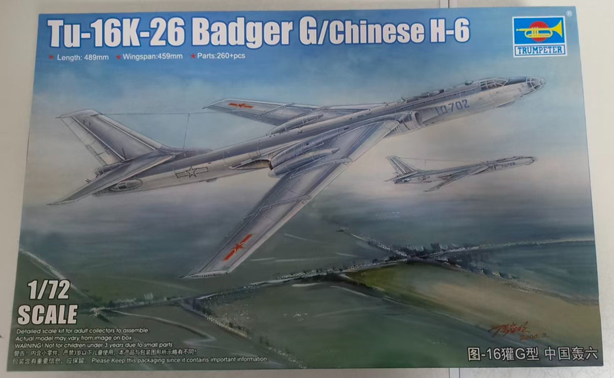 1/72 - Tupolev TU-16K-26 Badger G / Chinese H-6 Bomber - Trumpeter 01612 / 12 — detail view 2