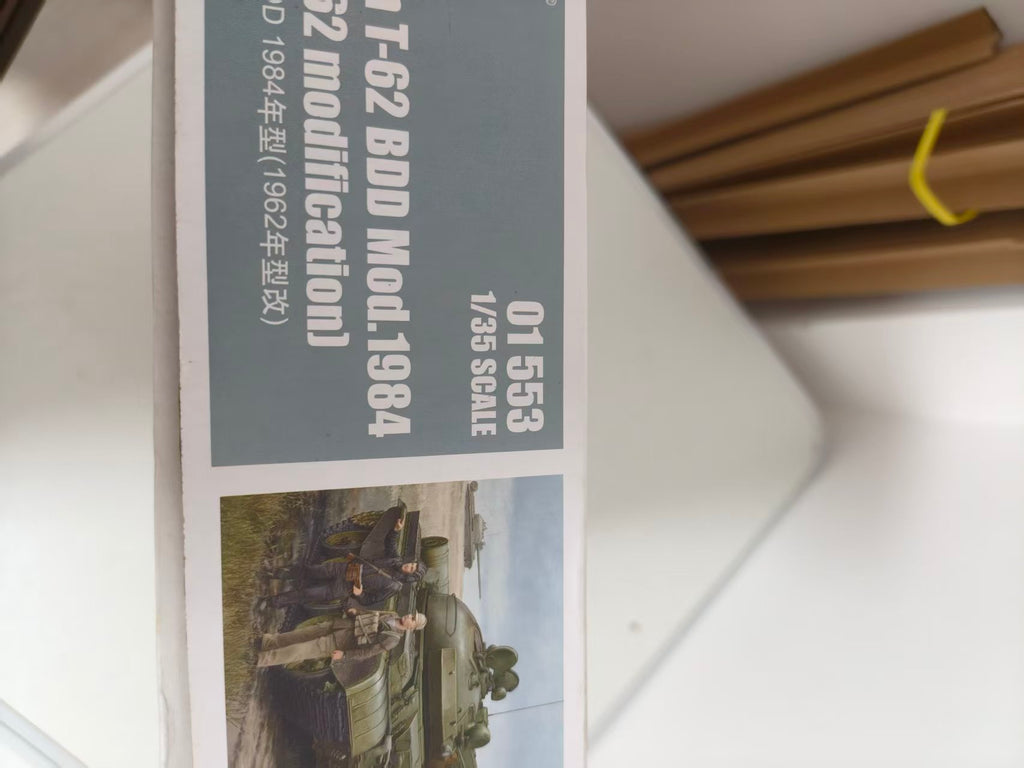 Trumpeter 01553 RUSSIAN T-62 BDD MOD. 1984 1/35 Model Kit