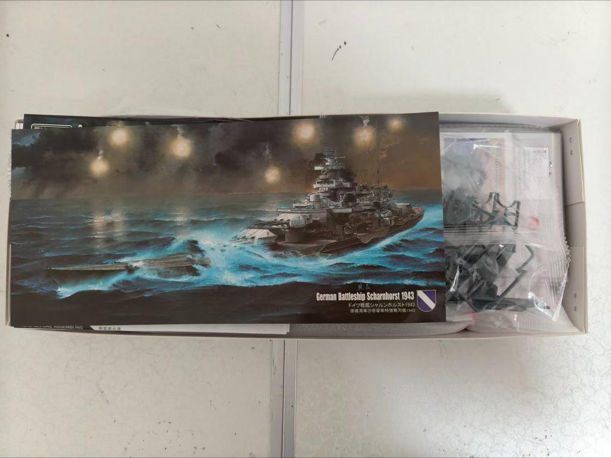 Flyhawk FH1148S 1/700 German Battleship Scharnhorst 1943 [Deluxe Edition] — detail view 8