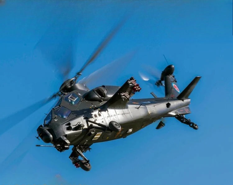 Trumpeter 05820 1/48 Scale Chinese Z-10 Attack Helicopter Plastic Model Kit — scale model kit