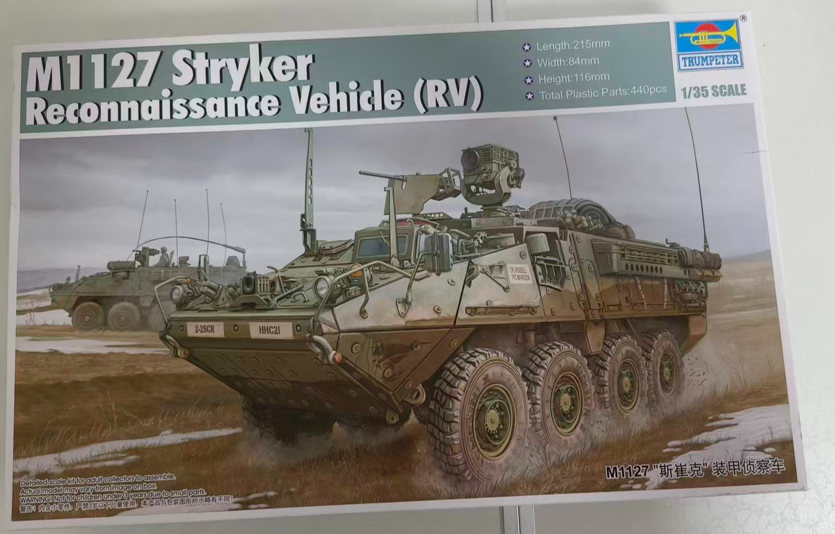 Trumpeter 1/35 U.S. M1127 Stryker Reconnaissance Vehicle 00395 — detail view 2