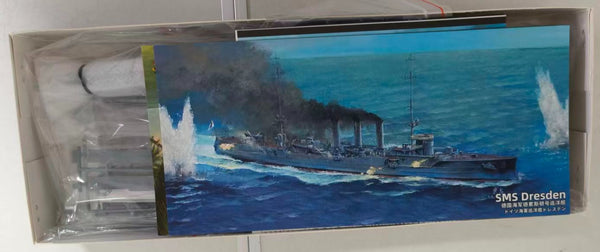 Flyhawk FH1316 1/700 SMS Emden & Dresden Cruiser Set