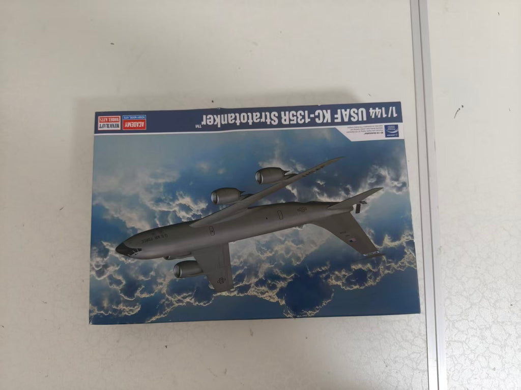 ACADEMY 12638 1/144 Scale KC-135R Stratotanker Model Kit