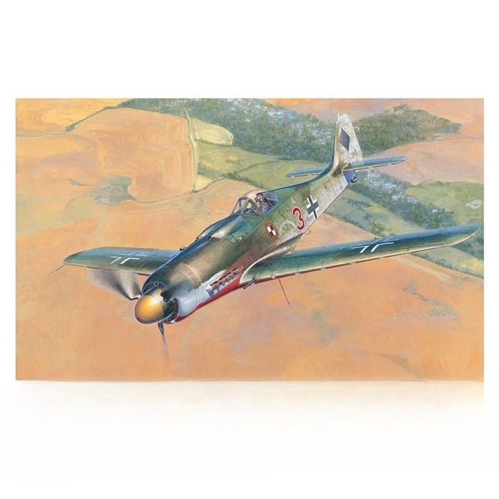 Hasegawa 08069 1/32 Fockewulf Fw190D-9 — scale model kit