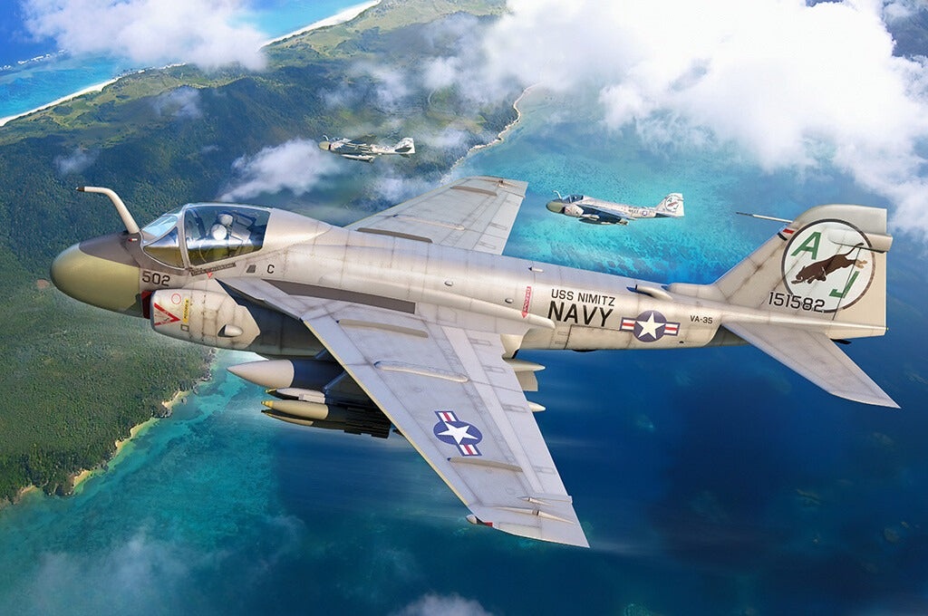 Trumpeter 01641 1/72 Scale A-6E Intruder Plastic Model Aircraft Kit — scale model kit