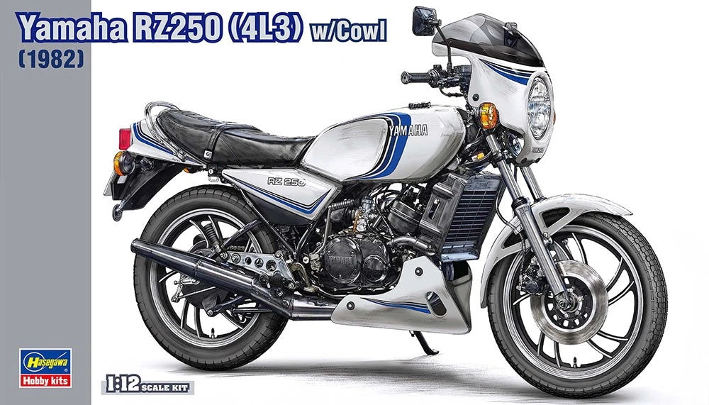 Hasegawa 1/12 Yamaha RZ250 (4L3) with Cowl (1982)