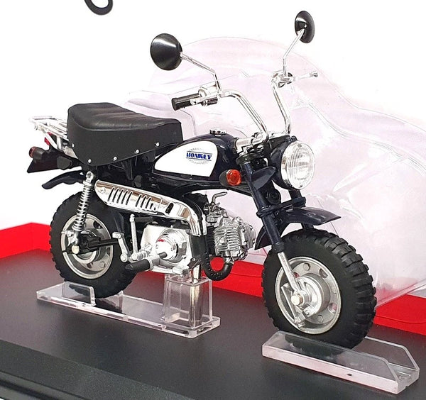 Aoshima AO-11168 1/12 Scale 11168-3700 - Honda Monkey Motorcycle - Black/White