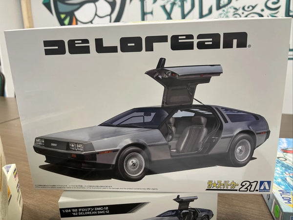 Aoshima AO-06435 1/24 DeLorean DMC-12 Two-door sports car