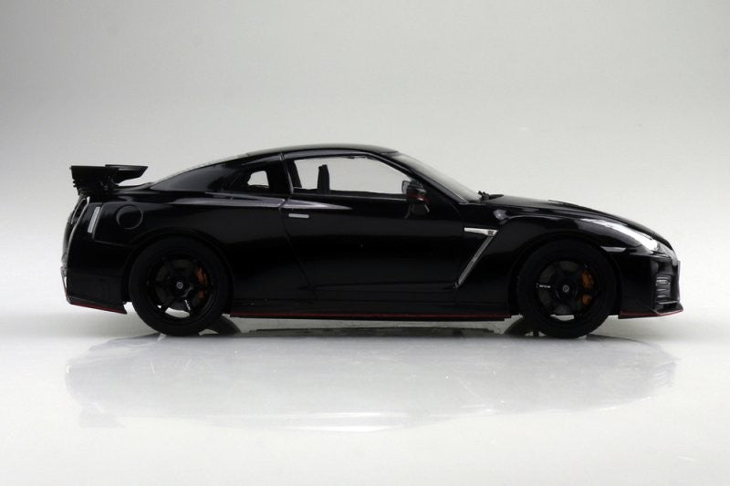 Aoshima AO-06787 1/24 Snap  Nismo Nissan GT-R R35 2017 Meteor Flake Black Pearl