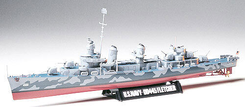 Tamiya 78012 1/350 US Navy WWII Fletcher Class Destroyer Scale Plastic Model Kit — detail view 2