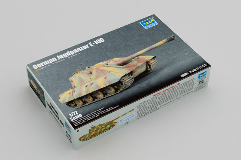 Trumpeter 07122 1/72 German Jagdpanzer E-100 — scale model kit