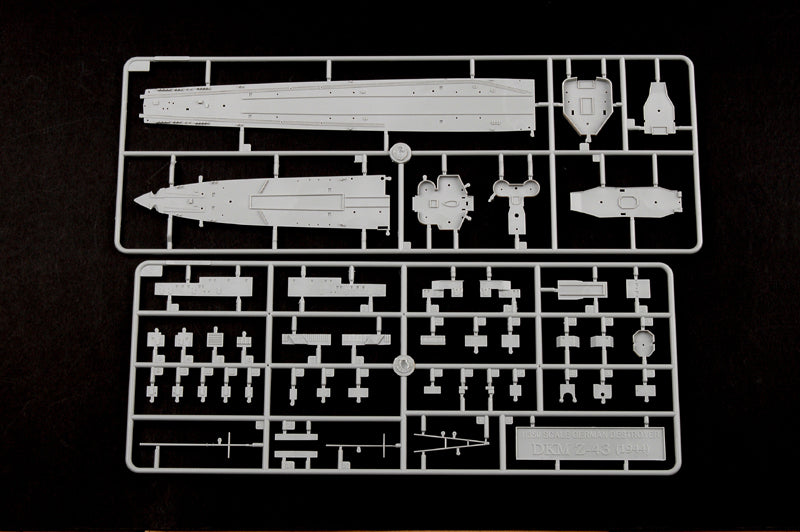 Trumpeter 1/350 05323 German Destroyer Z-43 1944 — detail view 2