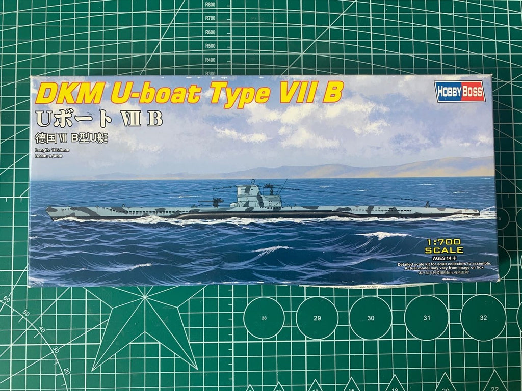 Hobbyboss 1/700 87008 German U-boat Type VII B ship model kit