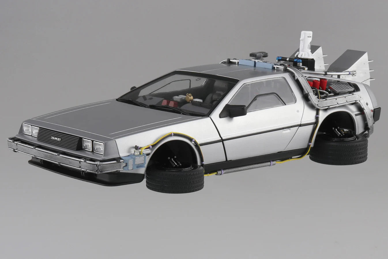 Aoshima AO-06437 1/24 Back to the Future Part II The Time Machine"Delorean"