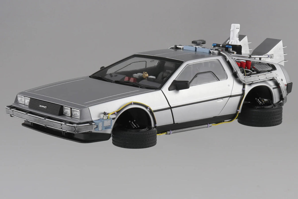 Aoshima AO-06437 1/24 Back to the Future Part II The Time Machine"Delorean" Main image
